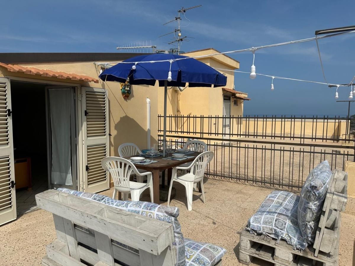 Attico Di Giggia Apartment Giardini Naxos Exterior photo